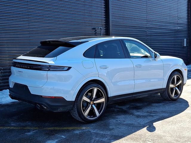 New 2025 Porsche Cayenne Coupe image 7