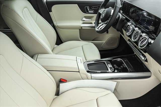 New 2026 Mercedes-Benz GLA 250 4MATIC image 26