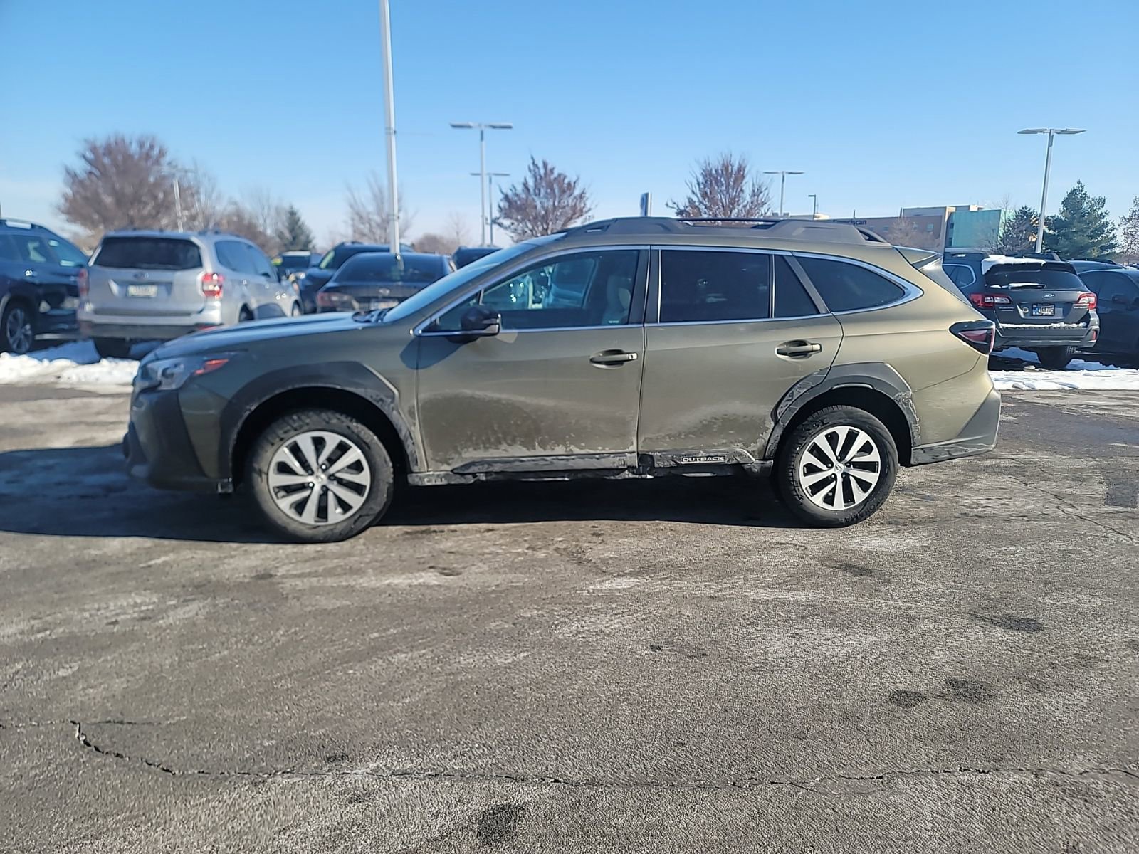 Used 2024 Subaru Outback Premium image 13