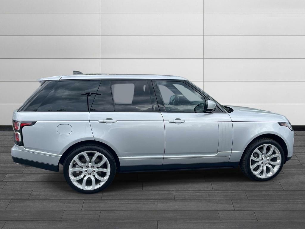 Used 2018 Land Rover Range Rover Supercharged AWD/4WD image 6