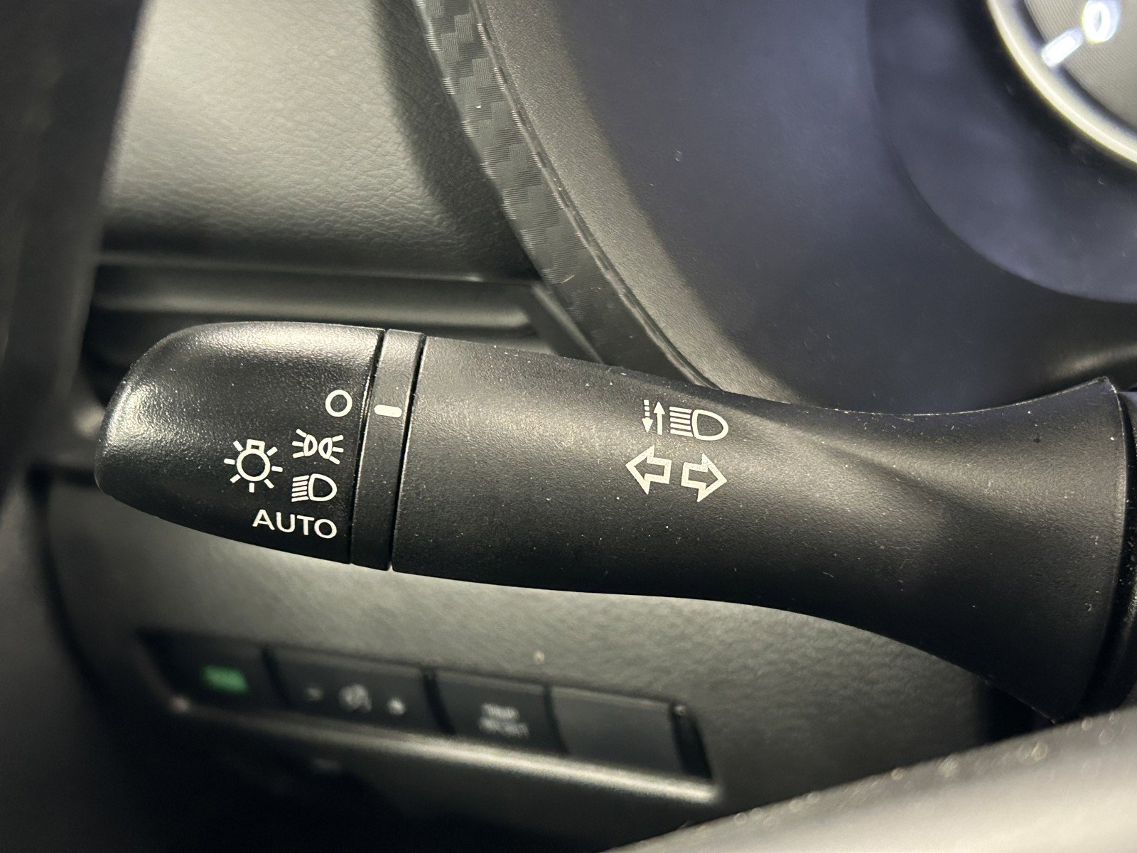 Used 2024 Nissan Sentra S image 24