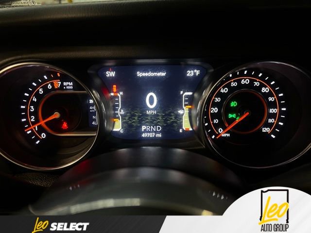 Used 2022 Jeep Wrangler Unlimited Sahara w/ Safety Group AWD/4WD image 17