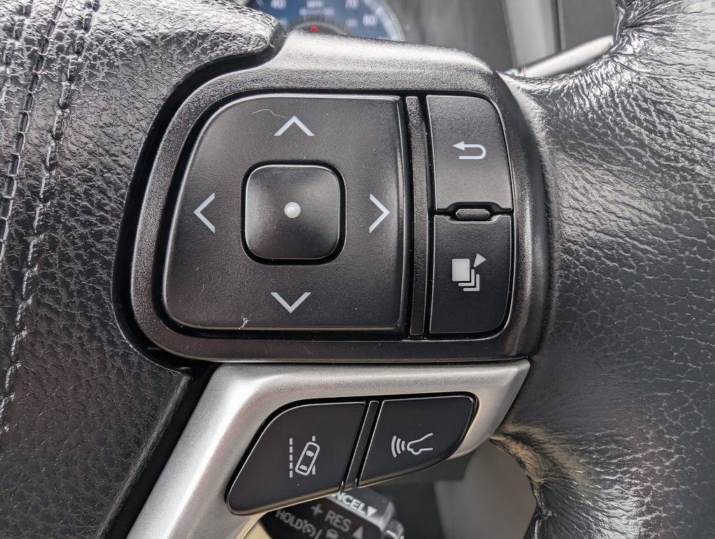 Used 2019 Toyota Sienna XLE w/ XLE Navigation Package AWD/4WD image 31