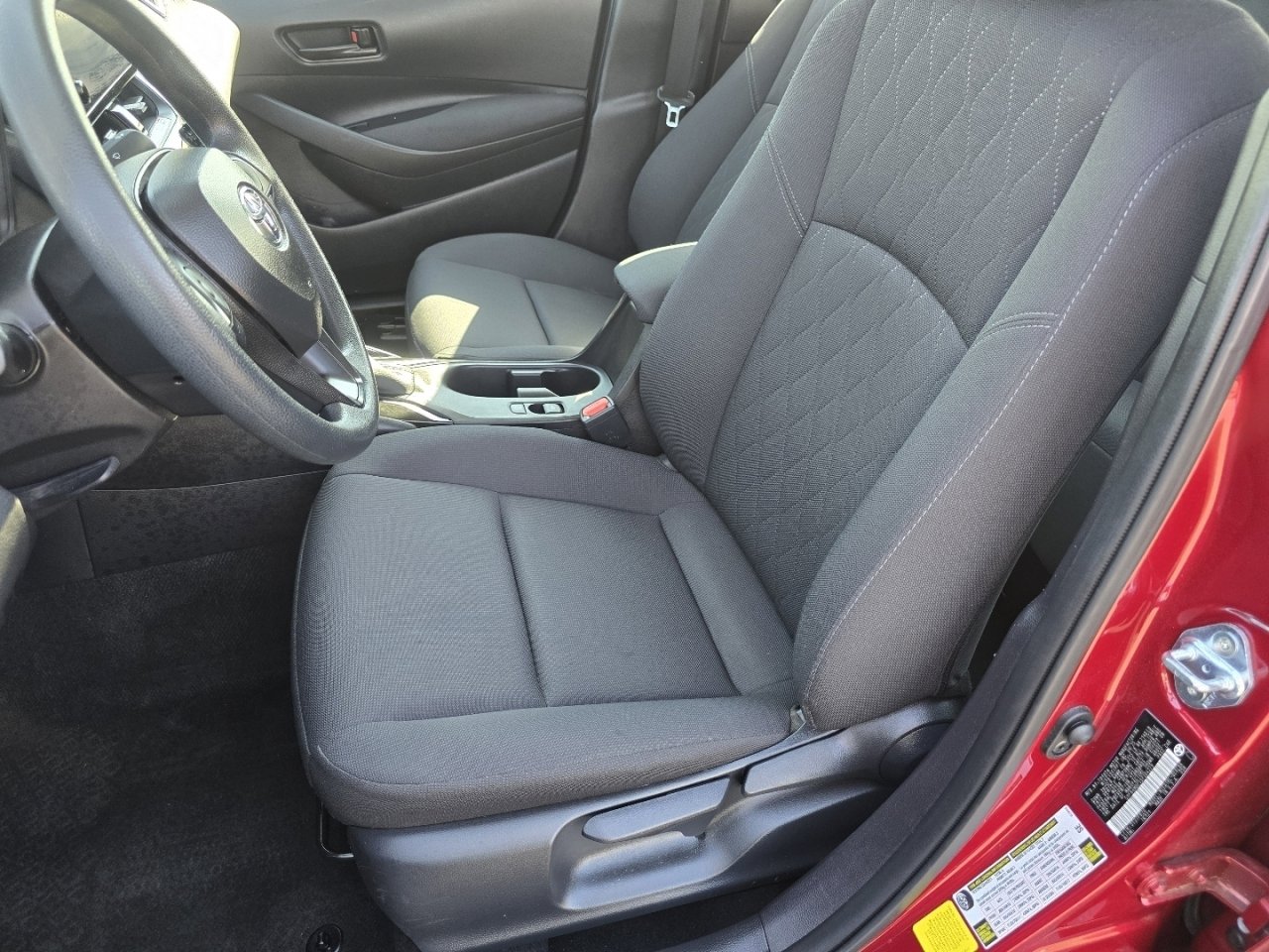 Certified 2025 Toyota Corolla LE FWD image 19