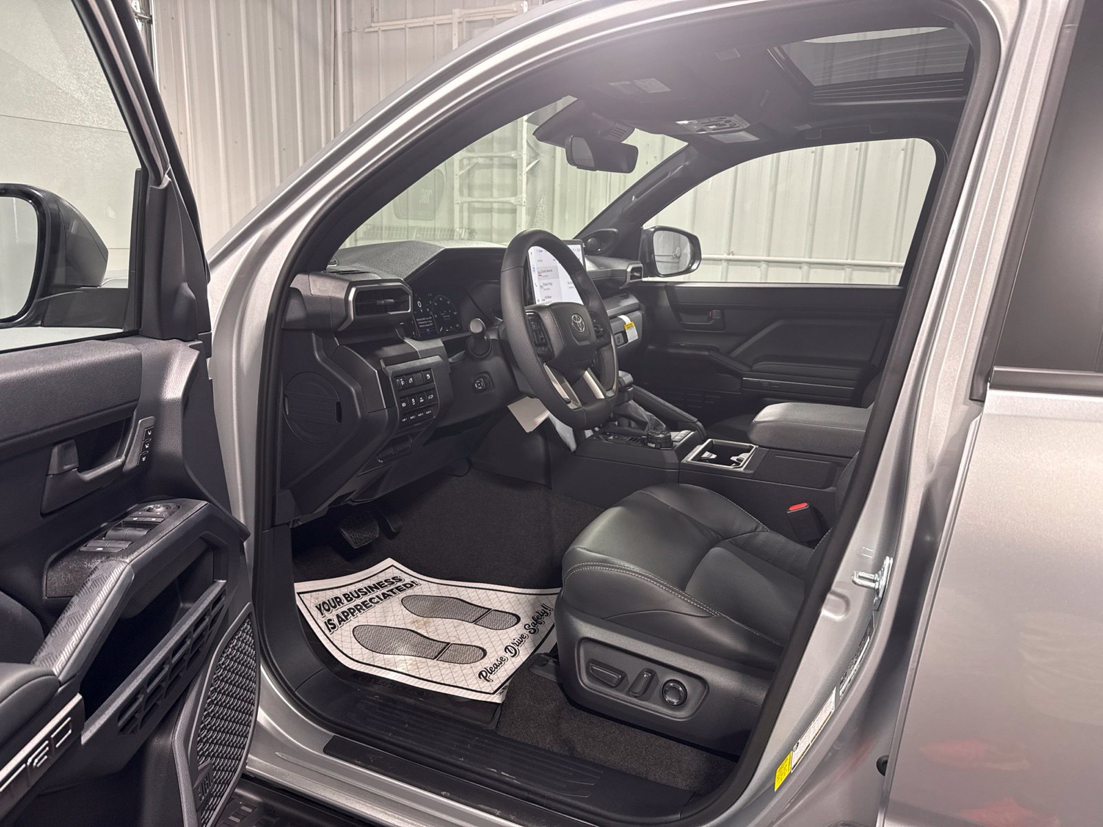 New 2026 Toyota 4Runner TRD Off-Road Premium AWD/4WD image 23