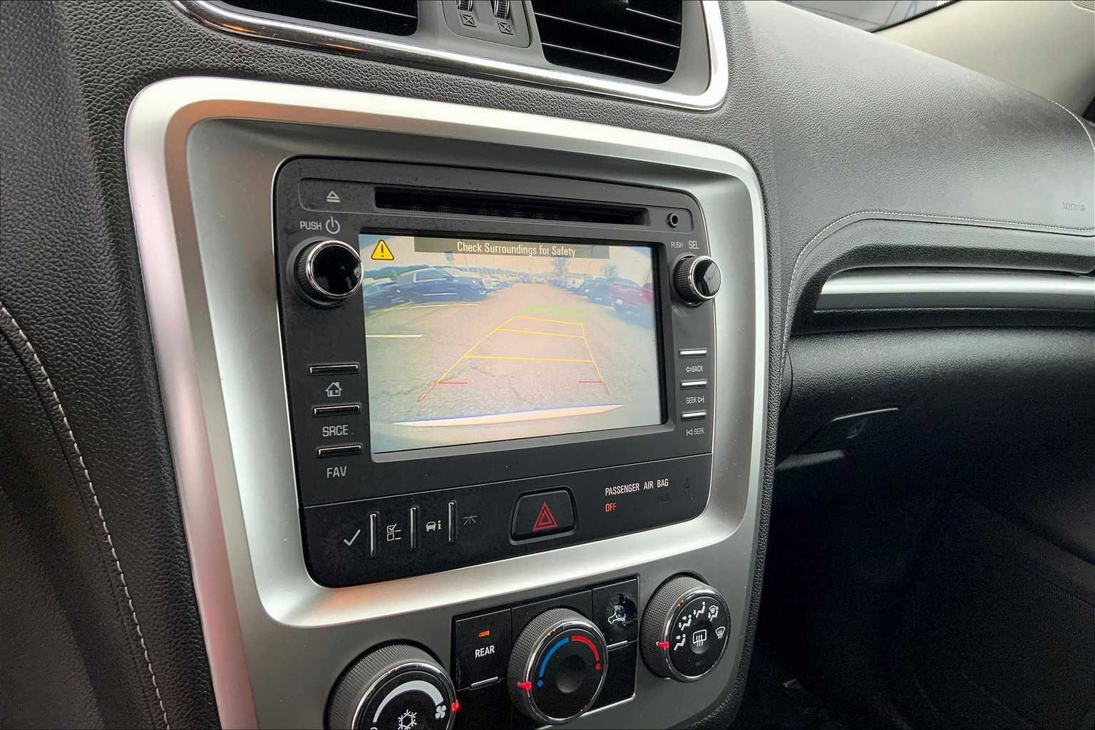 Used 2016 GMC Acadia SLE image 27