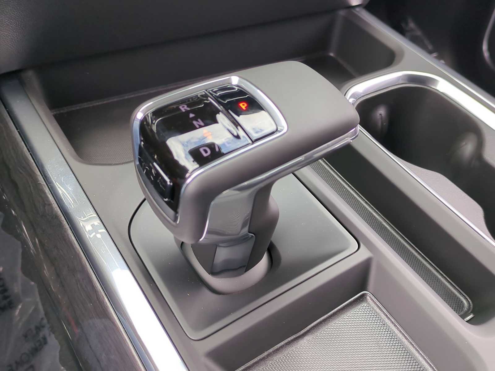 New 2026 Chevrolet Silverado 1500 LTZ w/ Z71 Off-Road Package AWD/4WD image 21