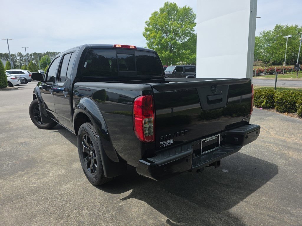 Used 2020 Nissan Frontier SV w/ Midnight Edition Floor Mats image 7