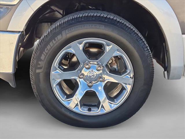 Used 2017 RAM 1500 Laramie w/ Convenience Group AWD/4WD image 23