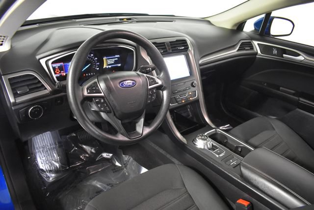 Used 2020 Ford Fusion SE FWD image 13