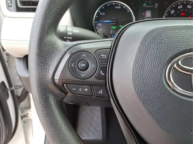 Used 2022 Toyota RAV4 XLE AWD/4WD image 16