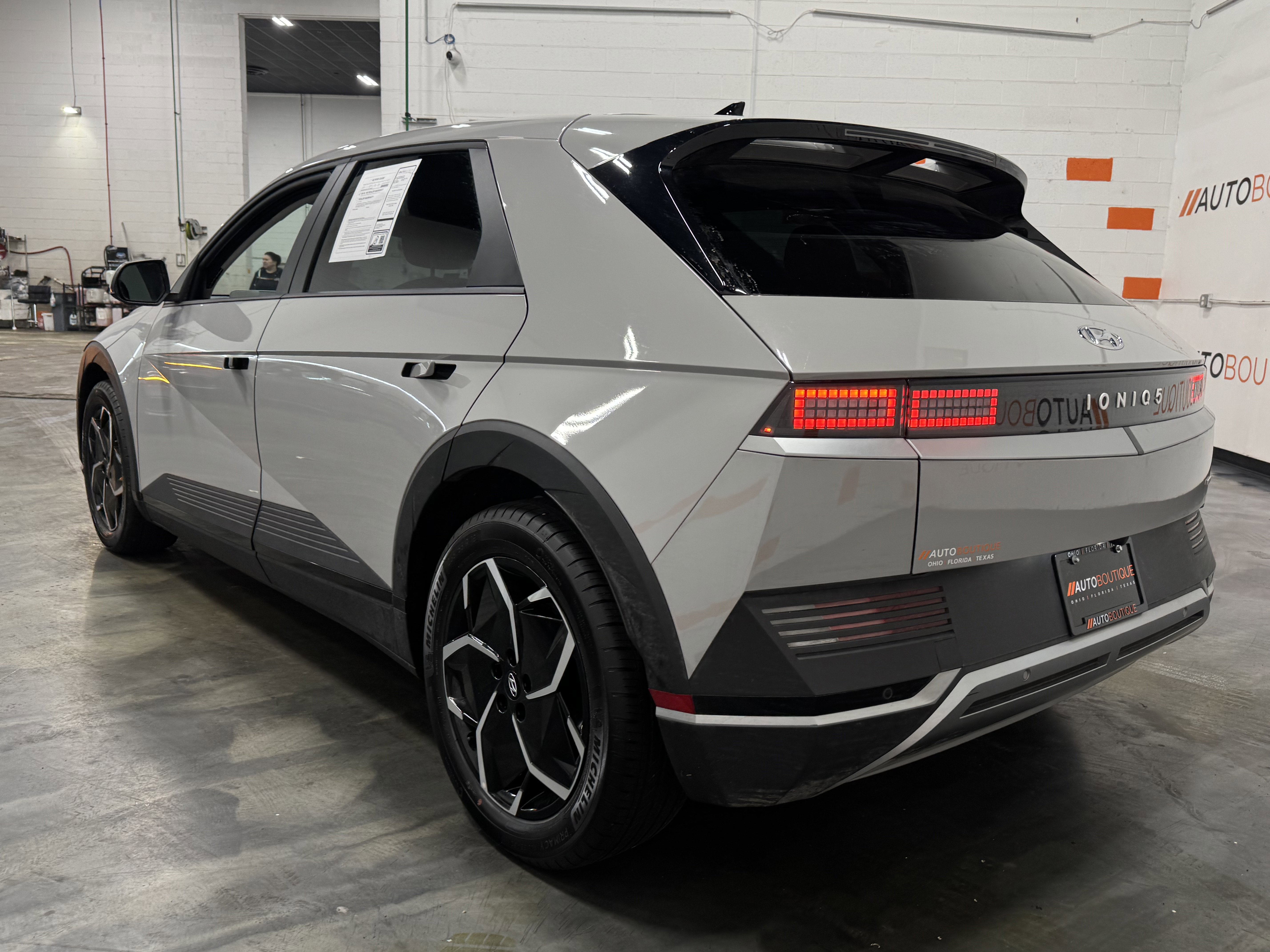 Used 2024 Hyundai Ioniq 5 SEL image 10