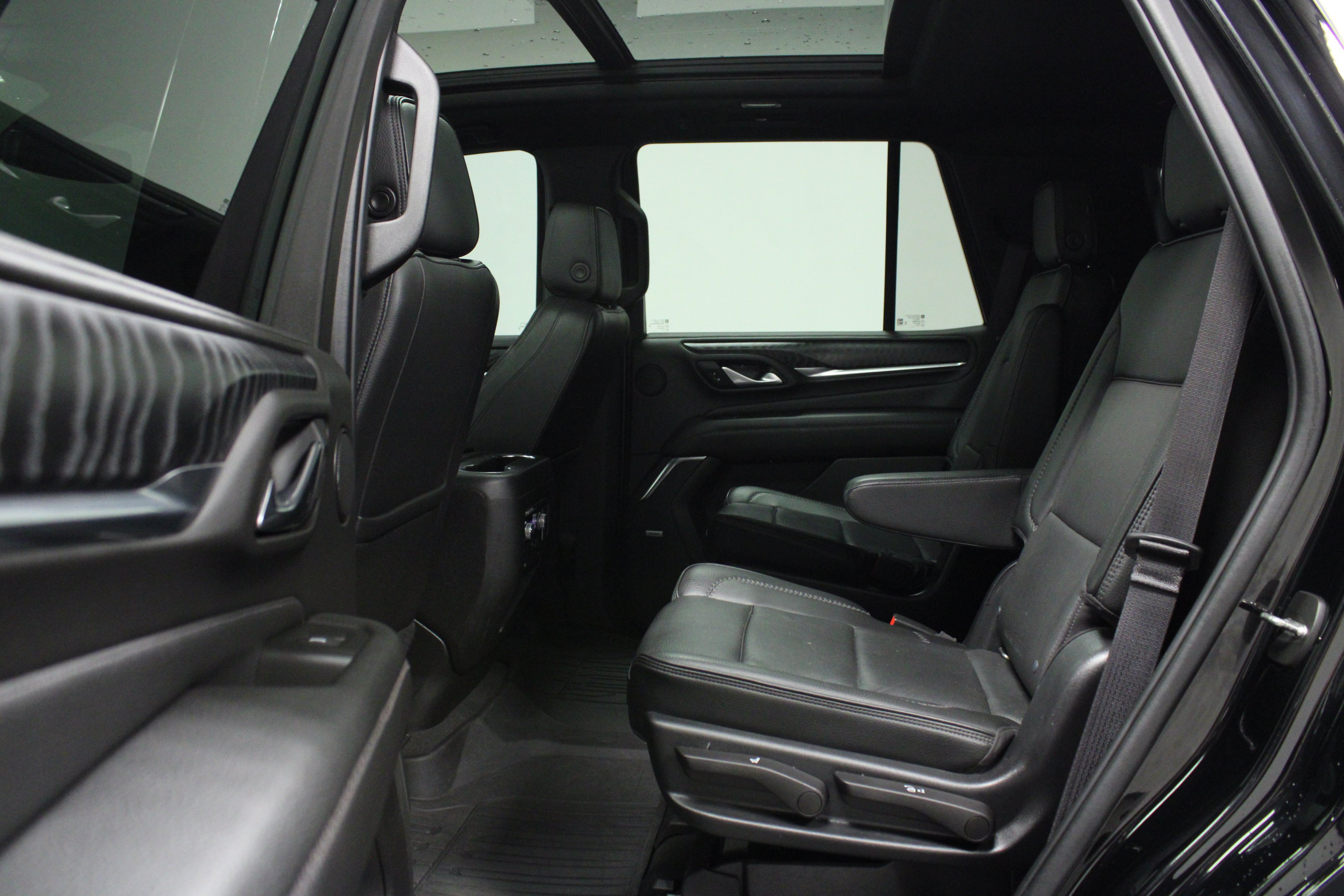 Used 2022 GMC Yukon Denali AWD/4WD image 13