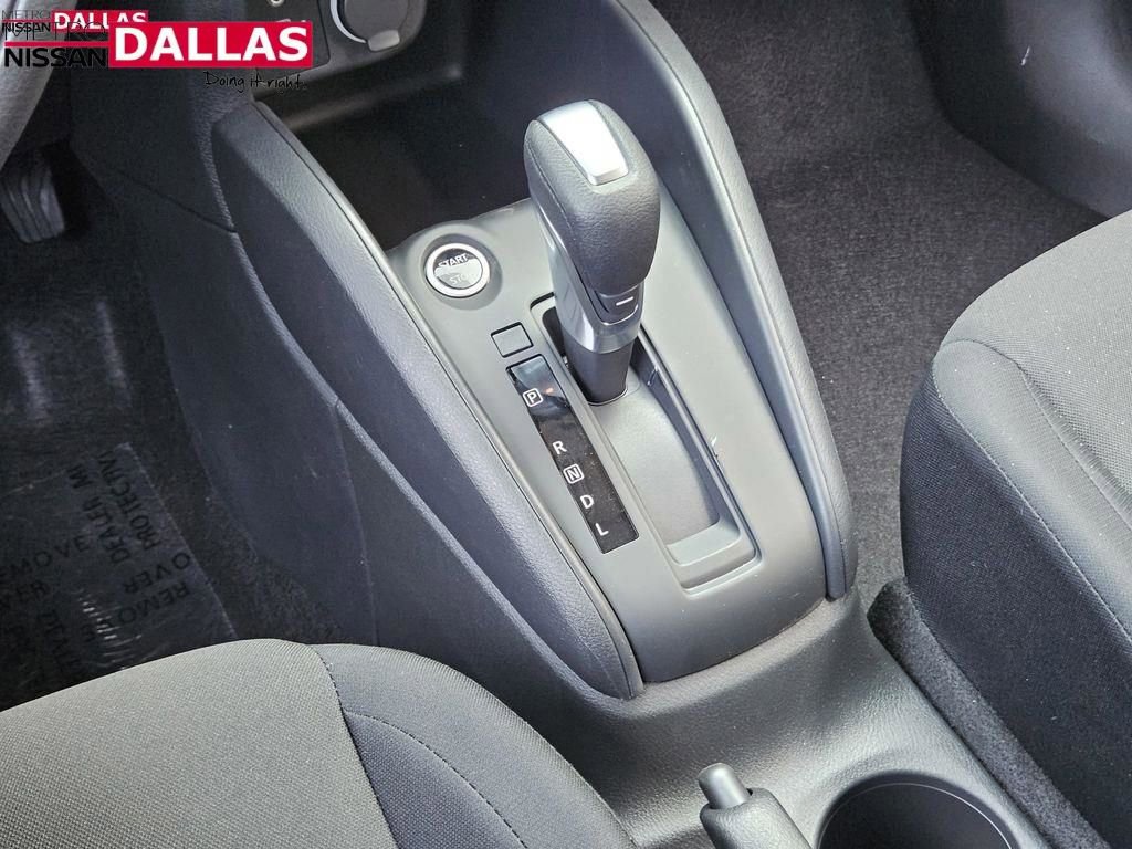 New 2025 Nissan Kicks Play S image 17