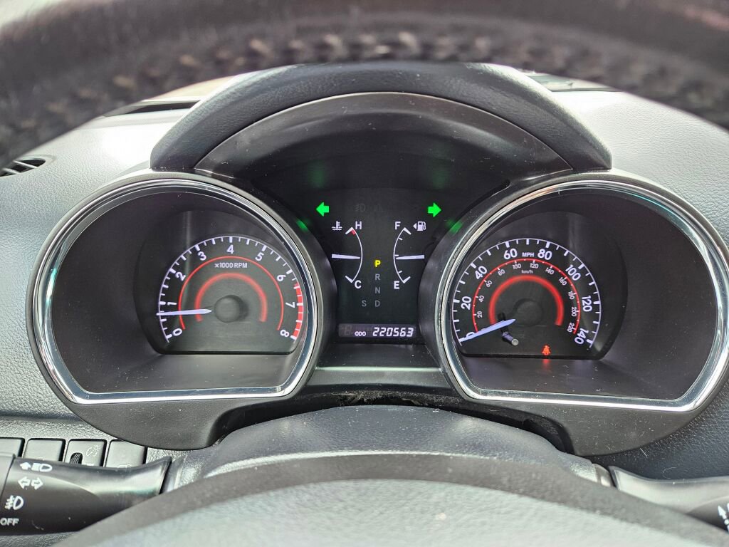 Used 2013 Toyota Highlander Limited image 27