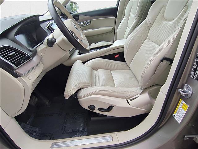 Used 2022 Volvo XC90 T6 Inscription w/ Advanced Package image 16