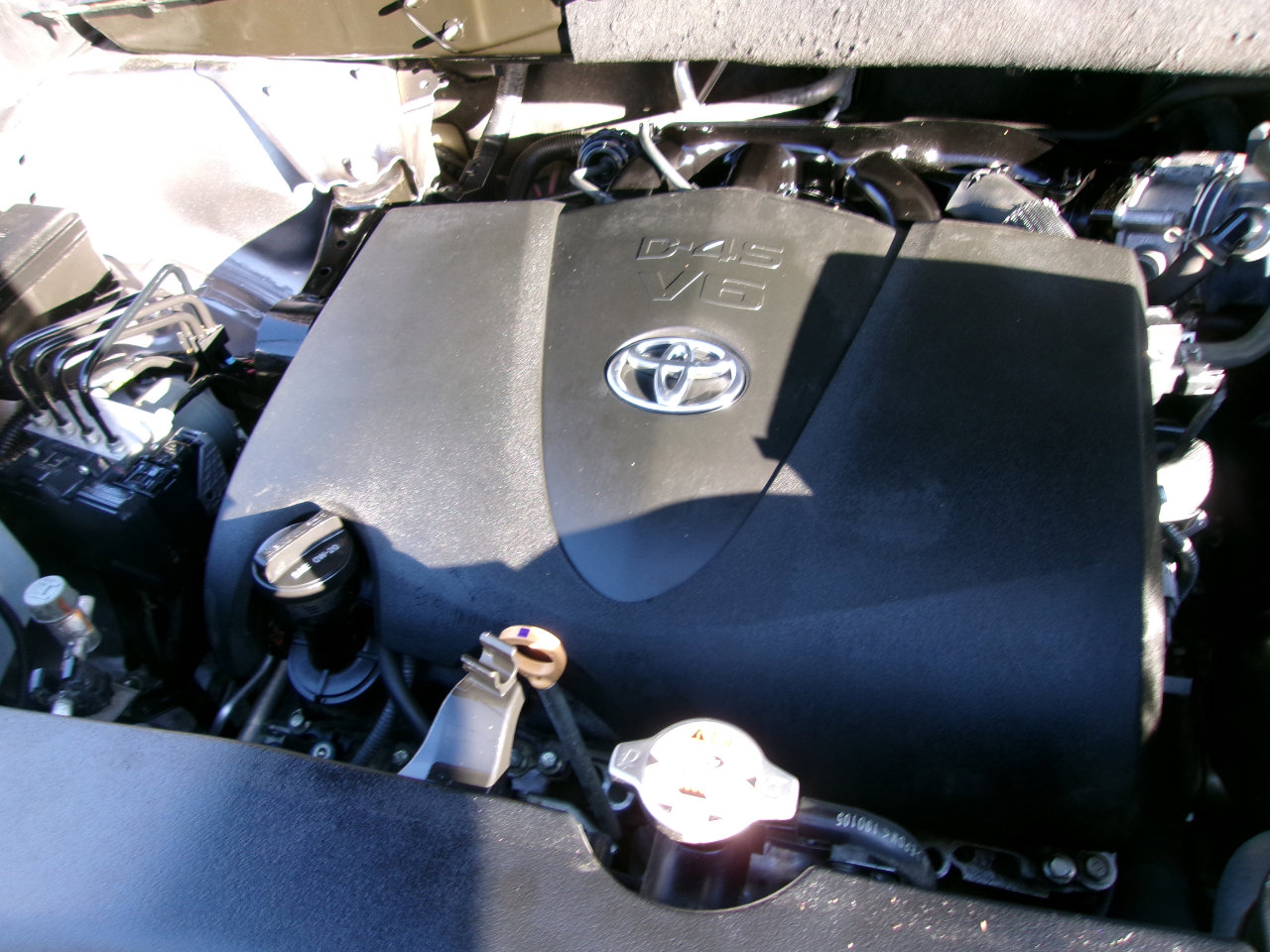 Used 2019 Toyota Highlander XLE image 19