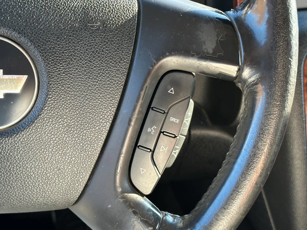 Used 2008 Chevrolet Silverado 2500 LTZ w/ Suspension Package, Off-Road AWD/4WD image 24