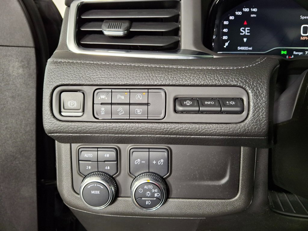 Used 2023 GMC Yukon XL Denali image 15