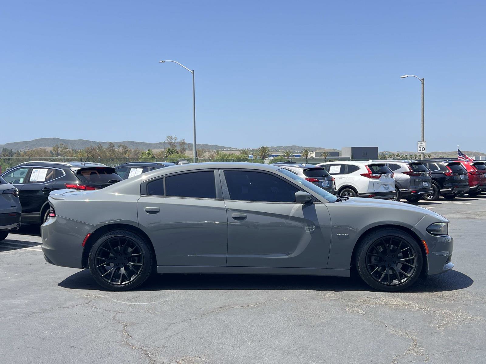Used 2017 Dodge Charger R/T image 24