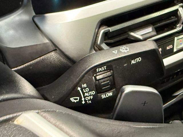 Used 2020 BMW 330i xDrive Sedan w/ Convenience Package AWD/4WD image 20