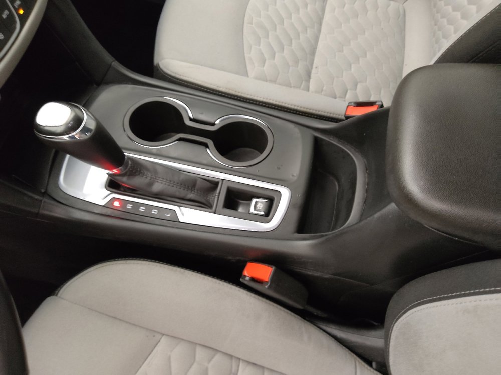 Used 2018 Chevrolet Equinox LT image 26