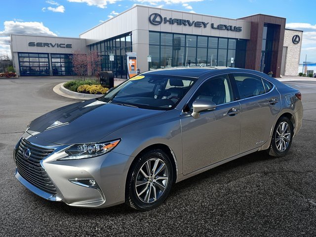 Used 2017 Lexus ES 300h