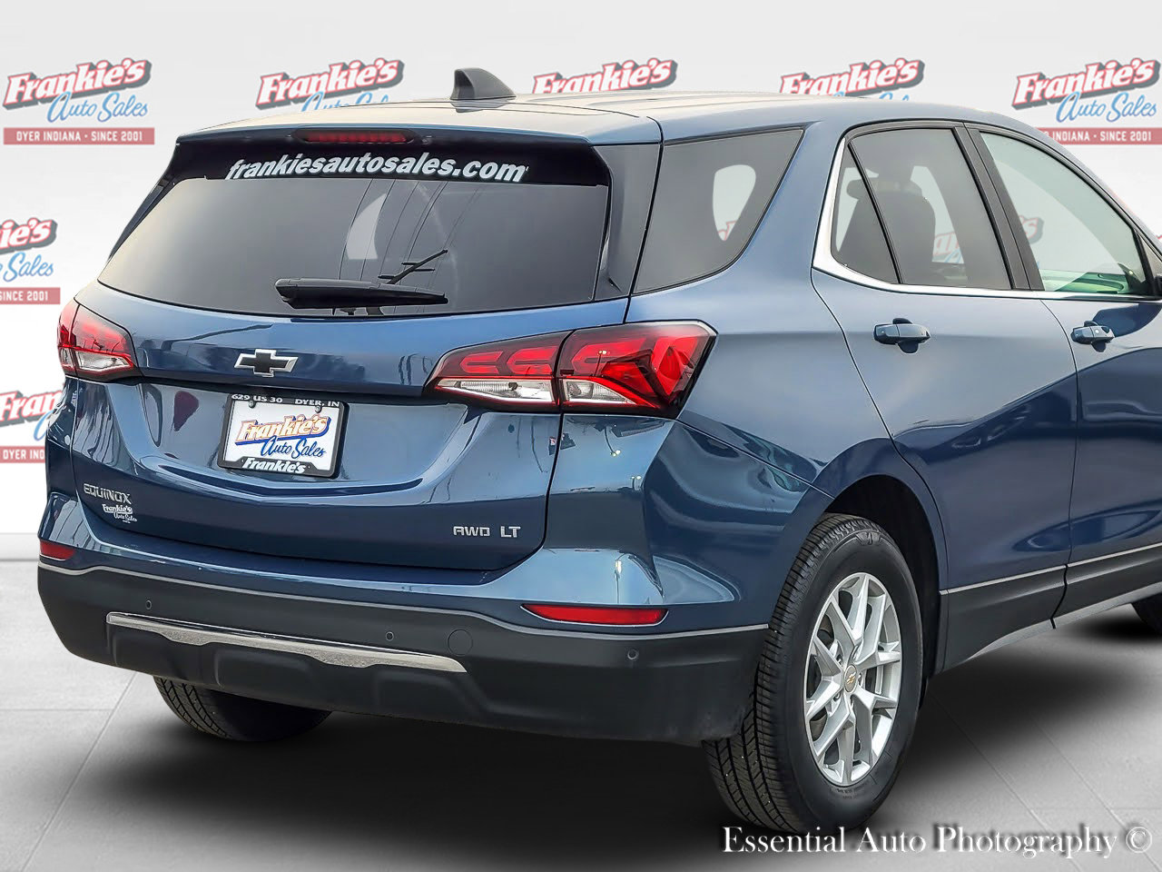 Used 2024 Chevrolet Equinox LT w/ LPO, Floor Liner Package AWD/4WD image 5