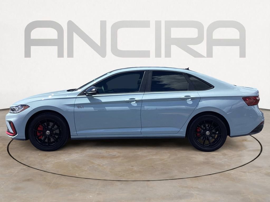 Used 2025 Volkswagen Jetta GLI Autobahn FWD image 9