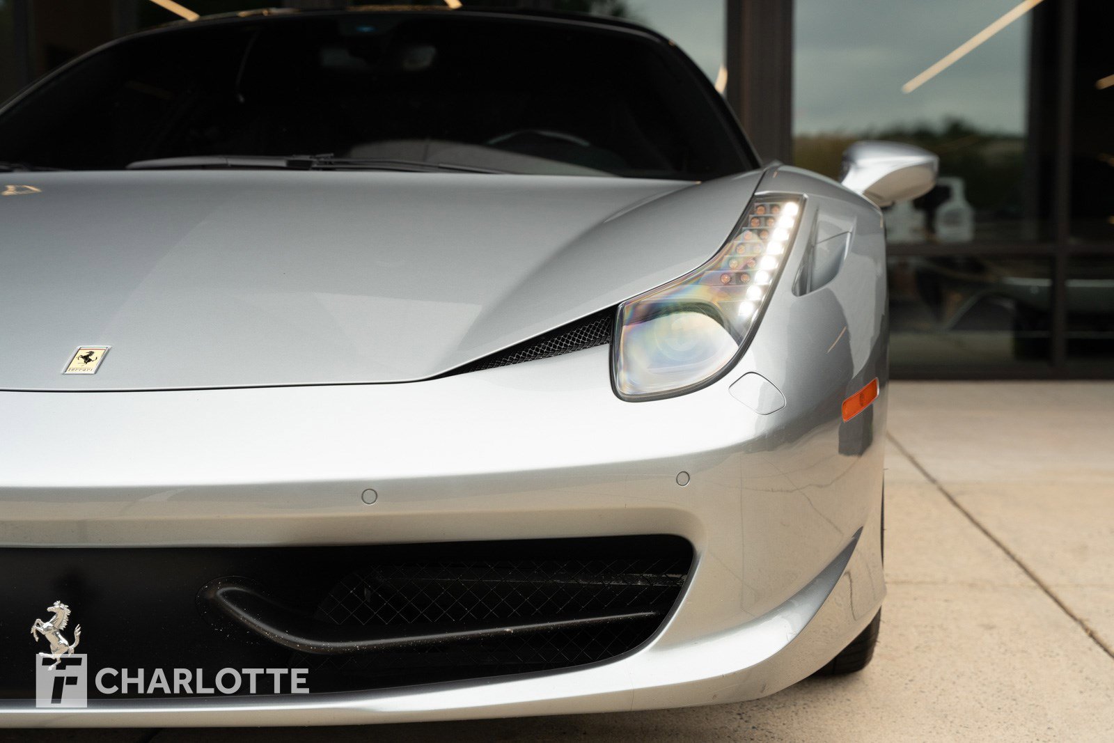 Used 2011 Ferrari 458 Italia Coupe RWD image 5