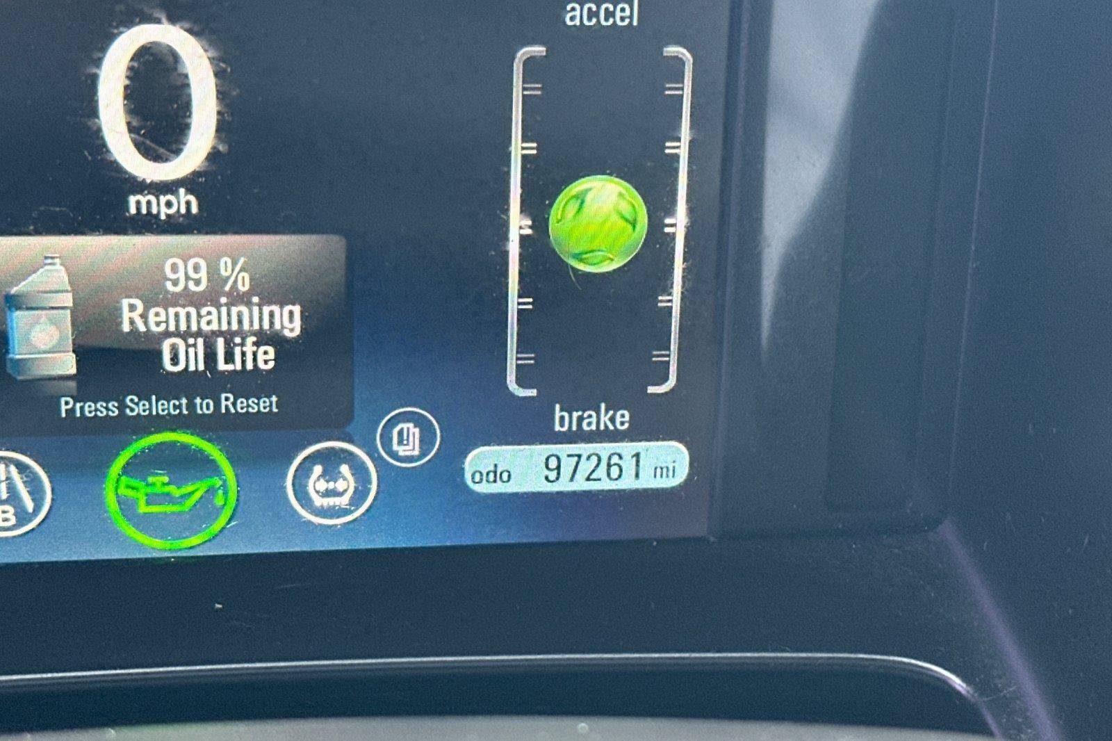 Used 2013 Chevrolet Volt Premium w/ Premium Trim Package FWD image 25