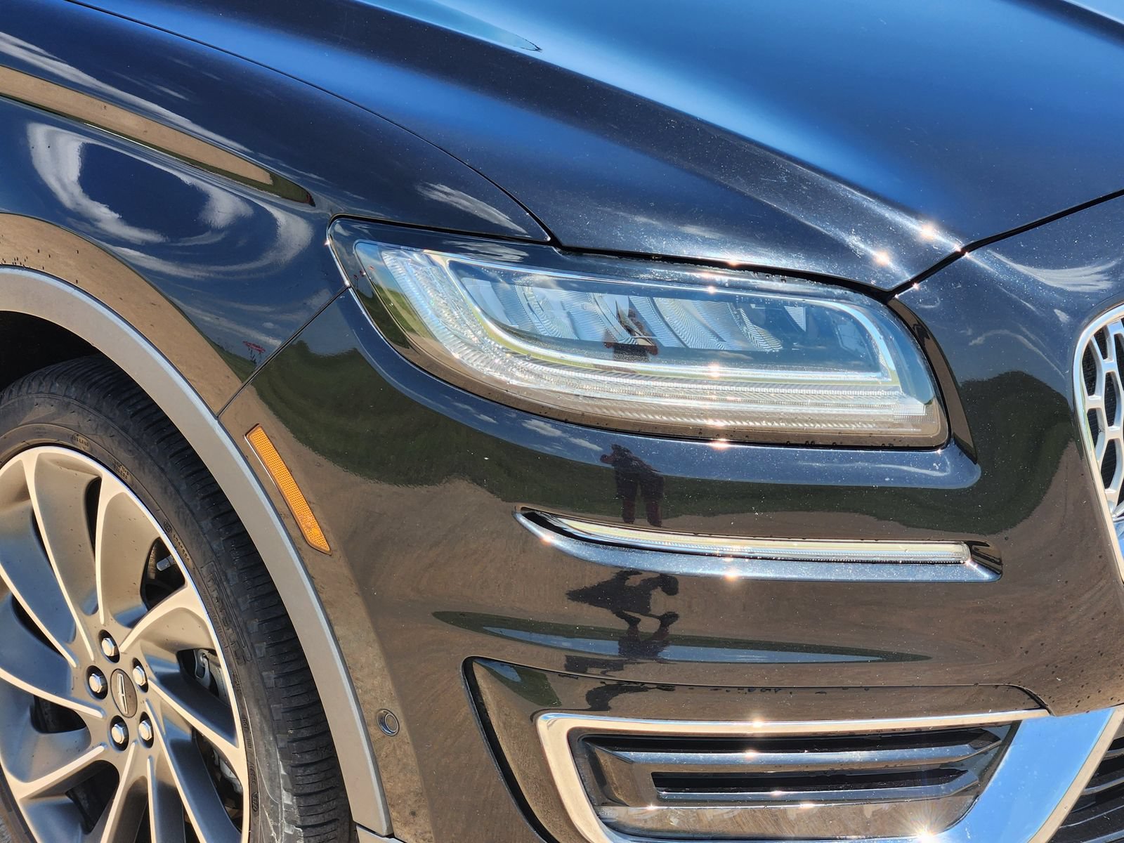 Used 2020 Lincoln Nautilus Reserve w/ Equipment Group 201A FWD image 11