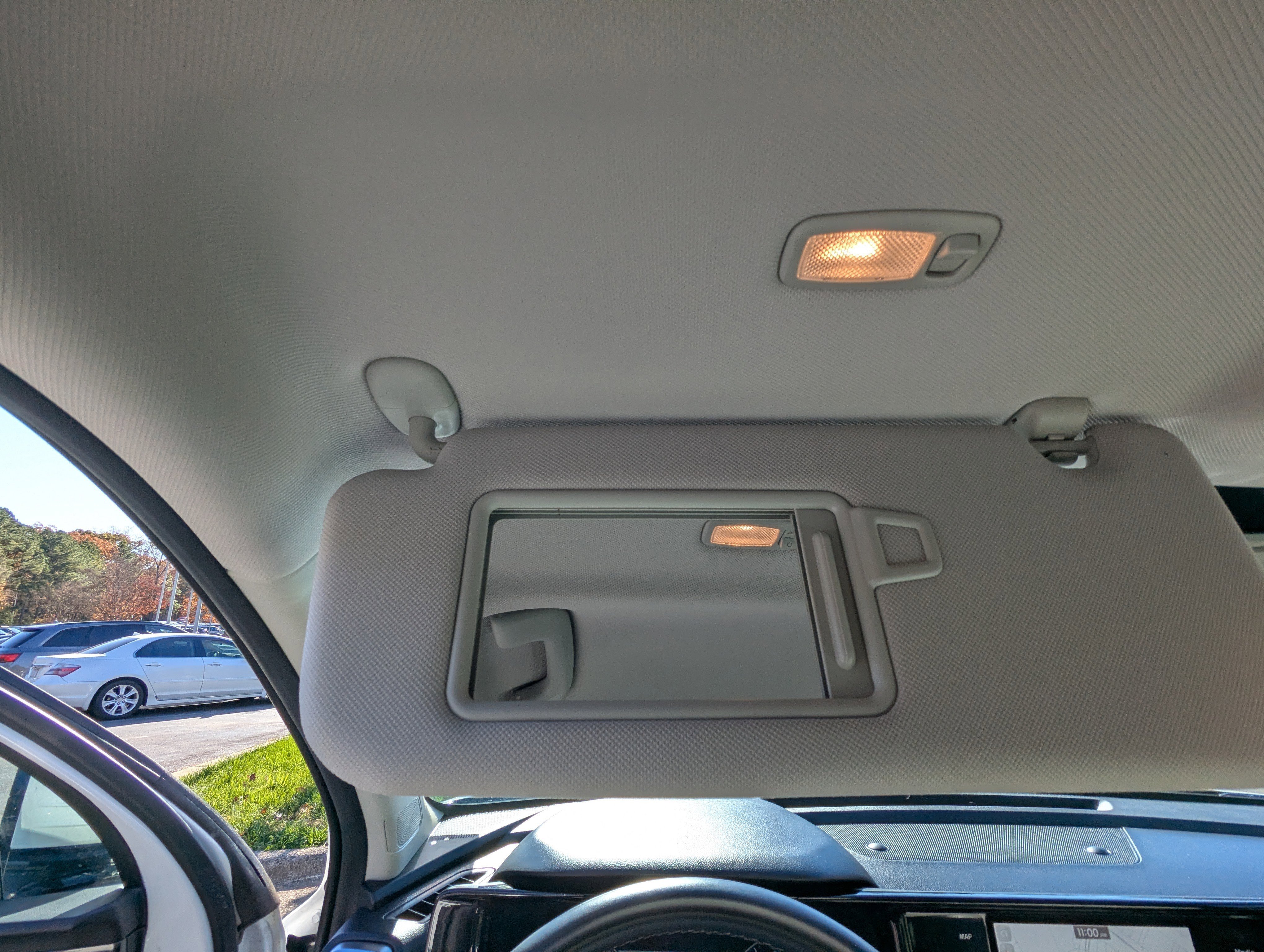 Used 2023 Kia Sorento EX image 28