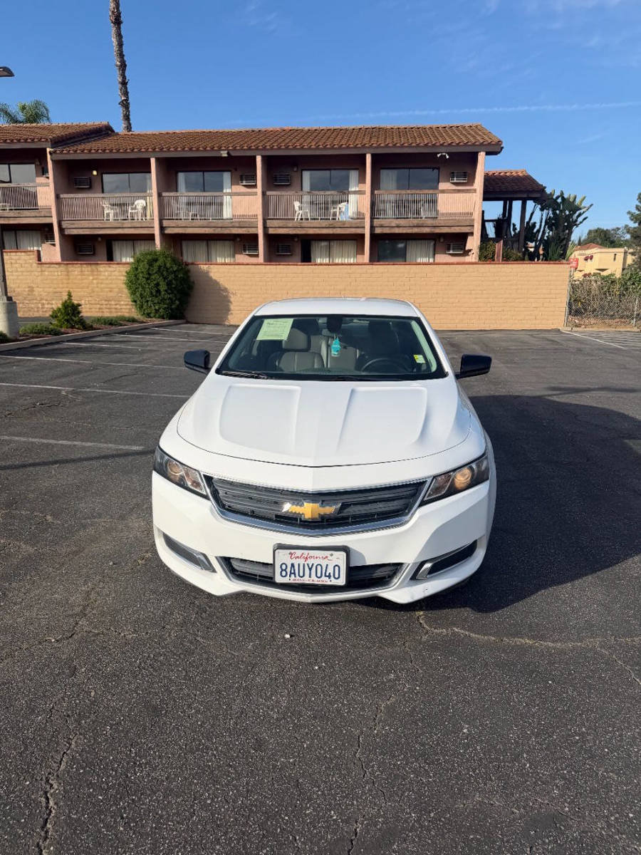 Used 2018 Chevrolet Impala LS FWD image 2