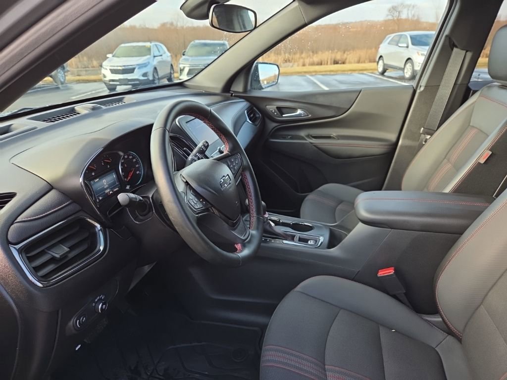 Certified 2024 Chevrolet Equinox RS w/ LPO, Floor Liner Package image 10