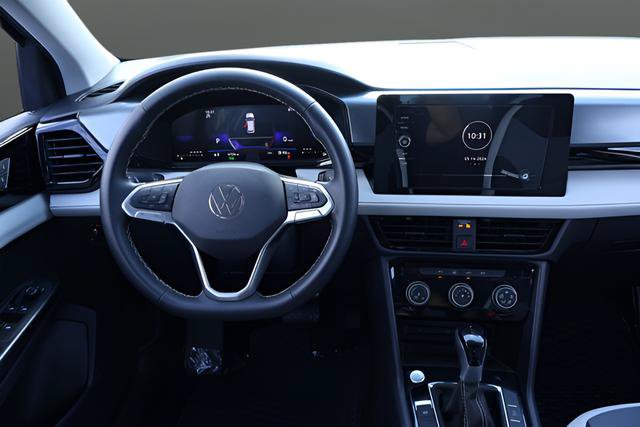 Used 2025 Volkswagen Taos S FWD image 16