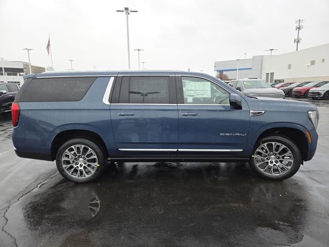 New 2026 GMC Yukon XL Denali w/ Sun & Power Step Package image 25