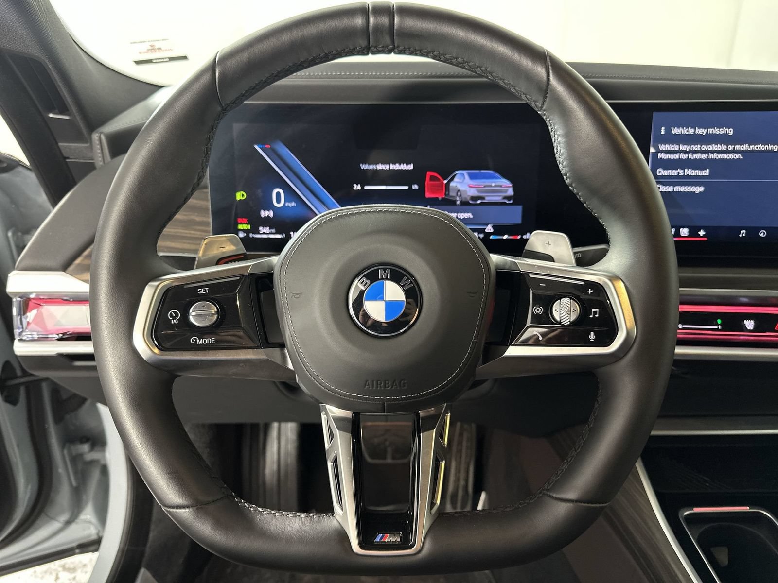 Used 2025 BMW 740i xDrive AWD/4WD image 14