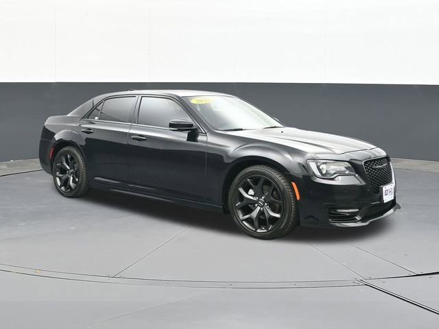 Used 2022 Chrysler 300 Touring L image 20
