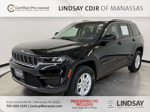 Certified 2023 Jeep Grand Cherokee Laredo AWD/4WD image 5