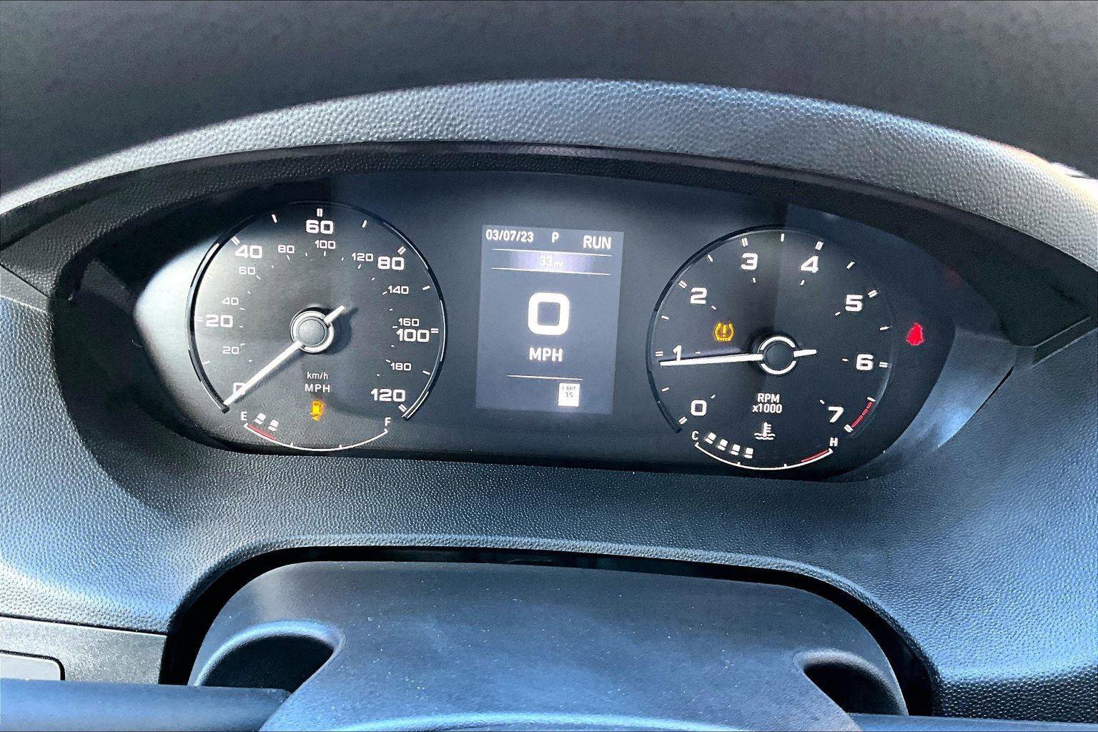 Used 2025 RAM ProMaster 2500 w/ Convenience Group image 21