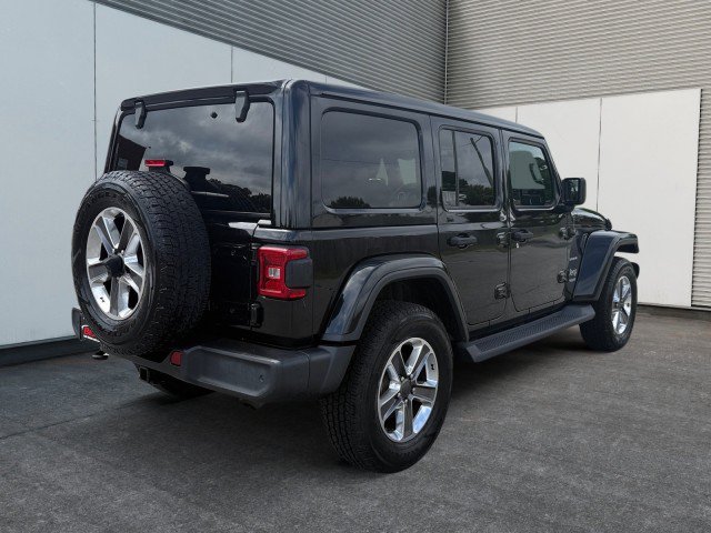 Used 2021 Jeep Wrangler Unlimited Sahara AWD/4WD image 13