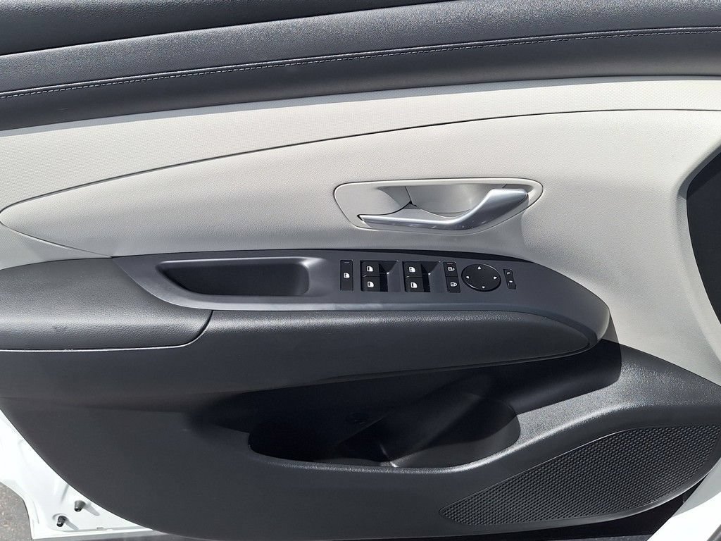 New 2025 Hyundai Tucson SE AWD/4WD image 9