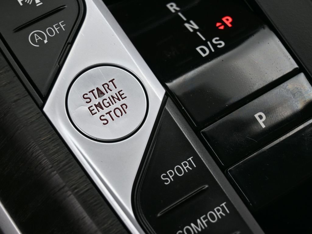 Used 2024 BMW 430i Convertible image 30