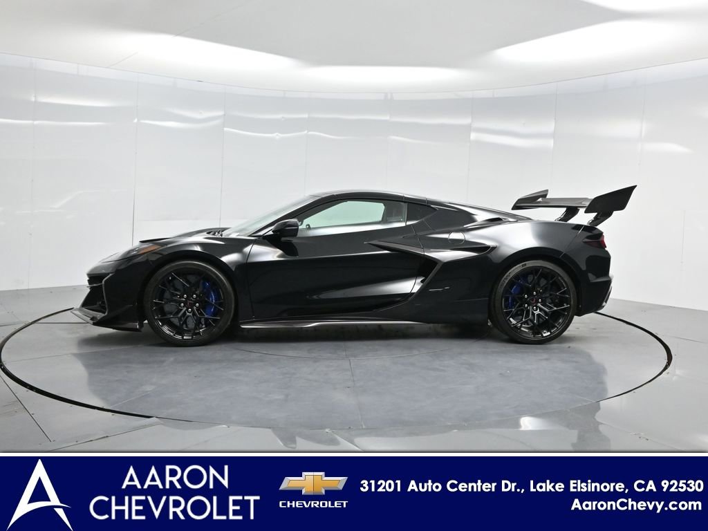 New 2026 Chevrolet Corvette ZR1 w/ ZR1 Carbon Fiber Aero Package image 34