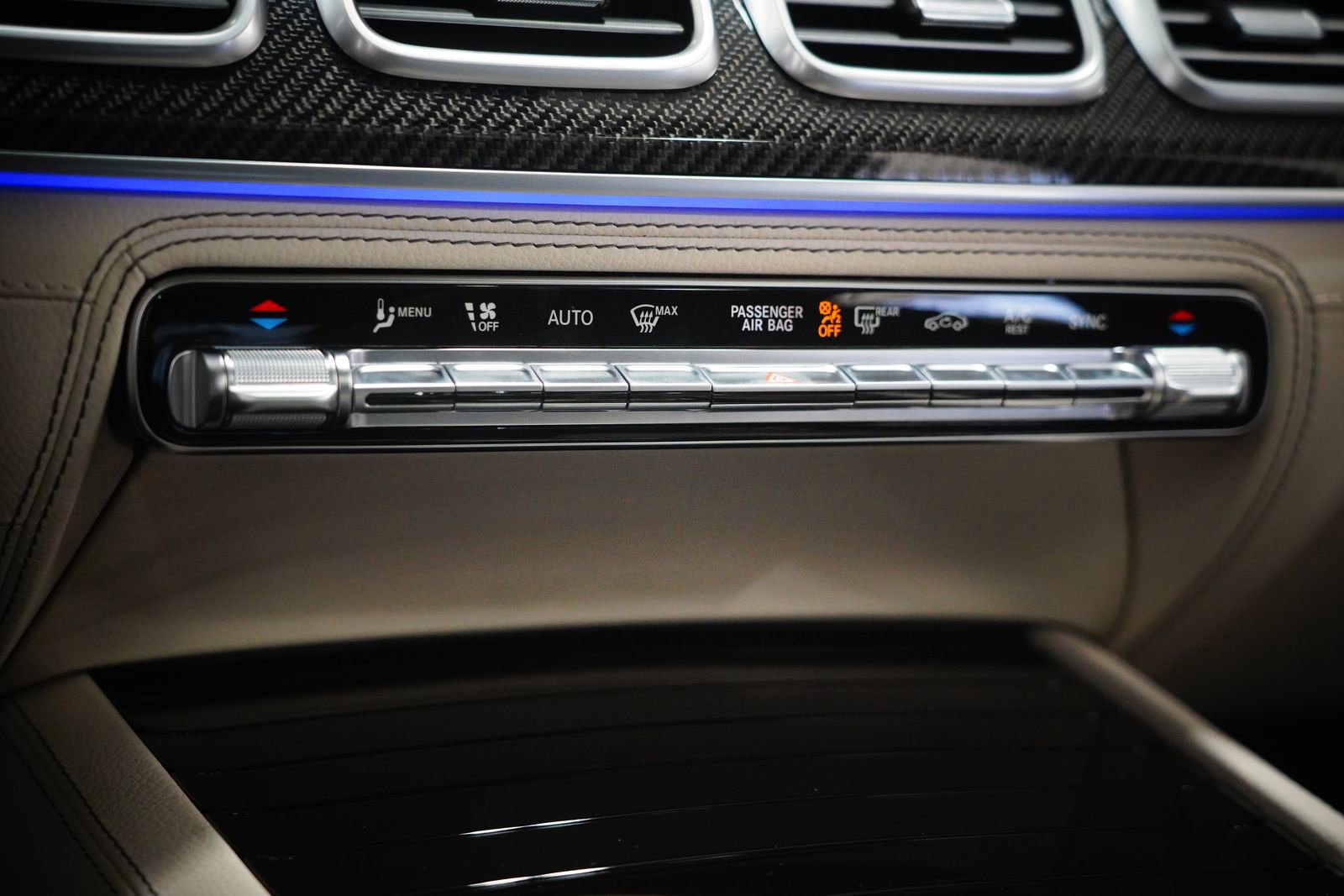 New 2026 Mercedes-Benz GLE 53 AMG 4MATIC Coupe image 29