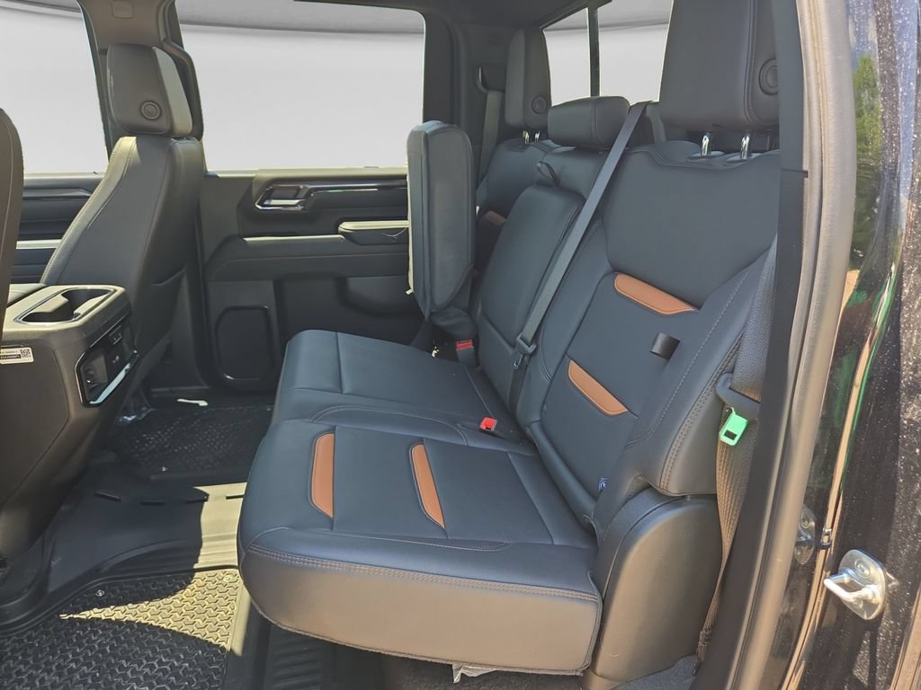 Used 2025 GMC Sierra 2500 AT4 AWD/4WD image 36