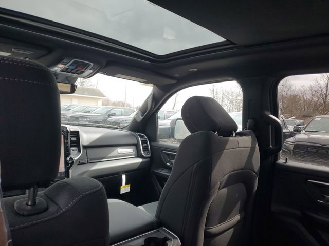 New 2026 RAM 1500 4x4 Crew Cab image 10