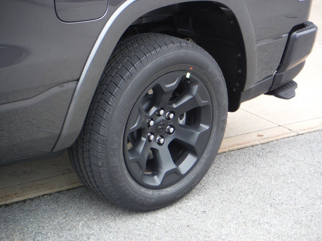 New 2027 RAM 1500 4x4 Crew Cab image 6
