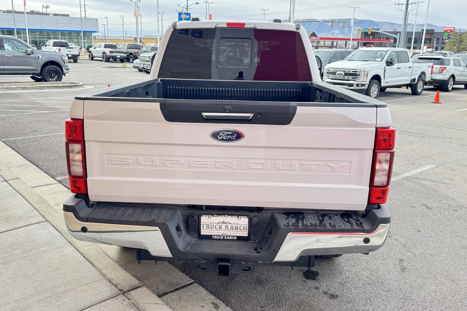 Used 2020 Ford F250 Lariat w/ Lariat Value Package AWD/4WD image 11